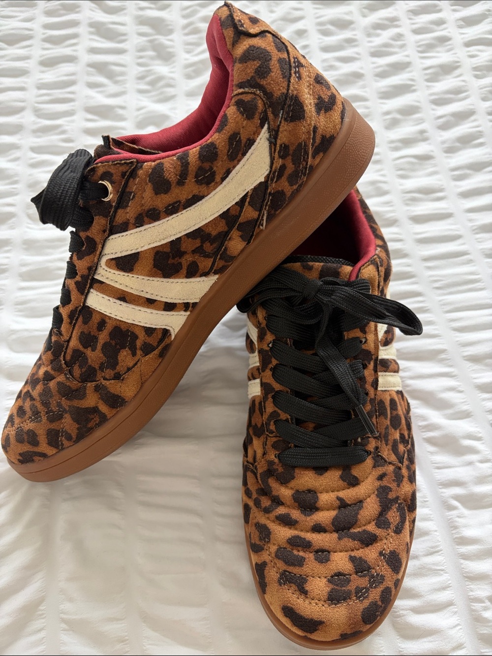Steve Madden Madrid Leopard-Print Sneakers with Black Laces and Red Lining. GUC!